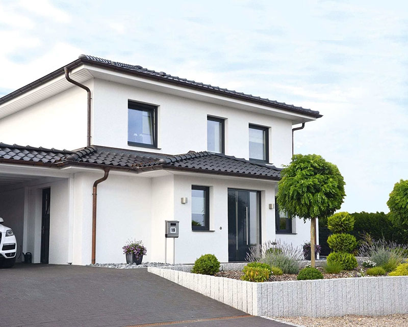 Fenster-Montage bei einem Neubau in Lübeck Fachgerechte Fenster-Montage an einem Neubau in Lübeck